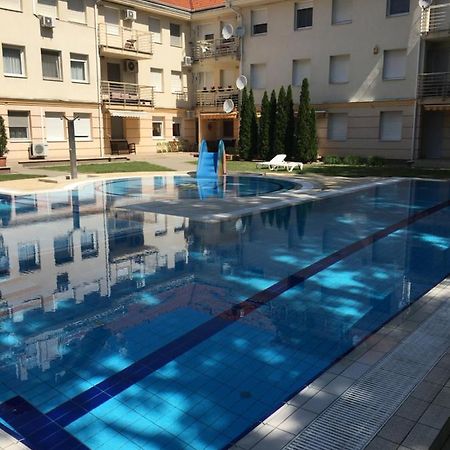 Sport Apartman ไฮจ์ดุสโซบอสโล ภายนอก รูปภาพ