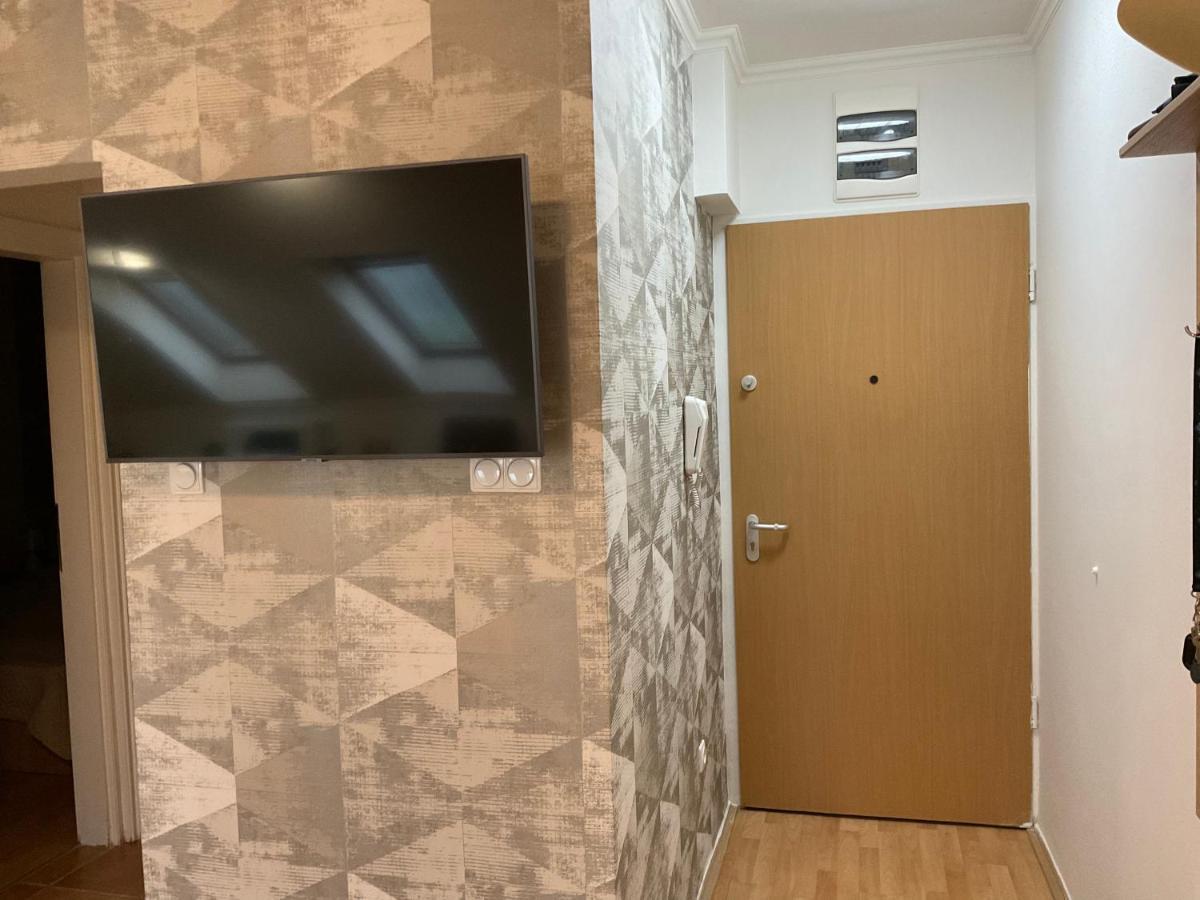 Sport Apartman ไฮจ์ดุสโซบอสโล ภายนอก รูปภาพ